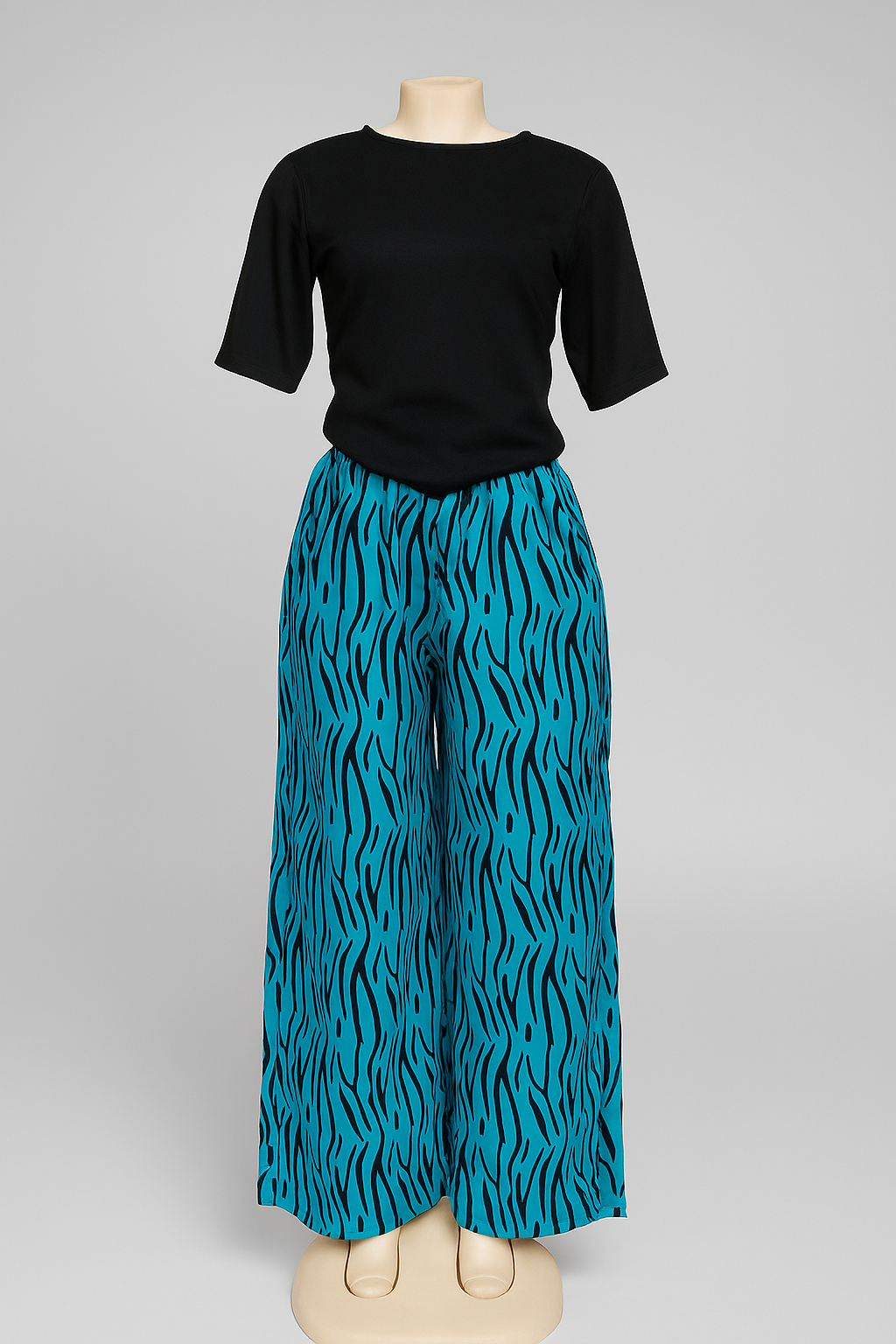 African Print Wide-Leg Pants - Image 2